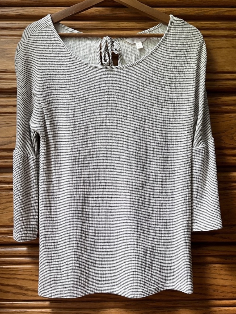 LC Lauren Conrad • Textured Bell Sleeve Top • Size Small S